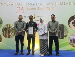 PT. Socfin Indonesia Sungai Liput Berikan Penghargaan Jubilaris Kepada 48 Karyawannya