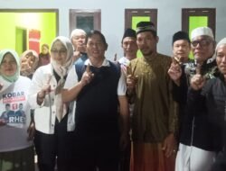 Kampanye Biologis Cabup Kotawaringin Barat Rahmat Hidayat di Karang Anyar.