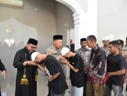Kapolres Bireuen Berikan Bimbingan Rohani Dan Mental Kepada Remaja Terlibat Tawuran