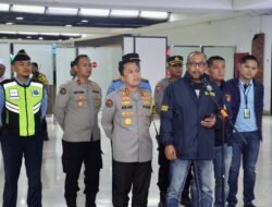 2 Pelaku Kasus Judi Online Libatkan Pegawai Komdigi Tiba di Bandara Soetta