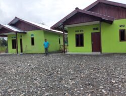 Tingkatkan Kesejahteraan Warga, Kampung Pioka Kencana Wujudkan 48 Rumah Layak dari Dana Desa