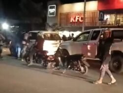 Diduga Seorang Memiliki Senjata Api Ilegal Dibekuk Personil Polres Mimika di Jalan Cendrawasih.