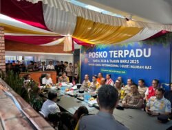 Kapolri & Panglima TNI Tinjau Posko Terpadu Operasi Lilin 2024 di Bandara I Gusti Ngurah Rai