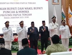 Gubernur Papua Tengah Melantik Bupati Kabupaten Mimika dan Bupati Kabupaten Puncak.