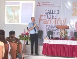 Seminar Kerohanian oleh Direktur Roh Nubuat GMAHK Konfrens Manado dan Provinsi Maluku Utara”