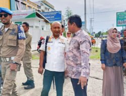 Kios Ilegal Di Depan RSU Telaga Bunda 2 Dibongkar Satpol PP Bireuen Bongkar