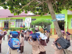 Guru dan Murid SDN 1 Percontohan Karang Baru Berlarian Tinggalkan Ruangan