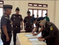 14 PNS Dilantik, Kajari Bireuen Berpesan, Jaga Amanah Dan Selalu Tingkatkan Pelayanan Kepada Masyarakat