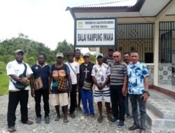 Masyarakat Kampung Iwaka Mengharapkan Perhatian Pemkab Mimika Untuk Sarana Transportasi Anak Sekolah.