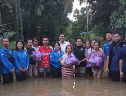 KNPI Bartim Turun Kelapangan, Dan Berikan Bantuan Terdampak Banjir di Desa Bantai Napu