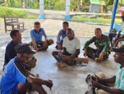 SATGAS TMMD KE-124 LUANGKAN WAKTU UNTUK KOMSOS, DI SELA WAKTU ISTIRAHAT