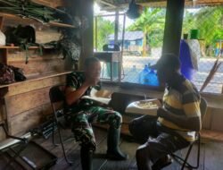 JALIN KEAKRABAN, PERSONEL SATGAS TMMD 124 KODIM 1710/MIMIKA MASAK DAN MAKAN BARENG WARGA