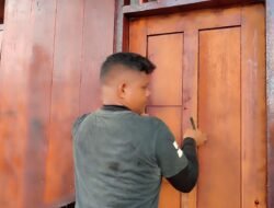 Satgas TMMD Lanjutkan Pembangunan: Pemasangan Pintu Rumah Dimulai, Warga Beri Apresiasi