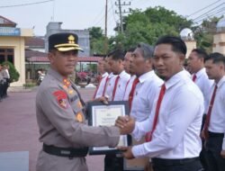 14 Personel Sat Reskrim Polres Langsa Terima Penghargaan