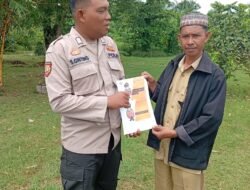 Bripka S Ginting Sosialisasikan Layanan Call Center 110 di Desa Limalaras