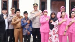 Kapolres Musi Rawas Resmikan dan Serahkan Kunci Rumah Setelah di Bedah