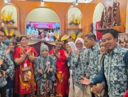 Stand Dekranasda Mimika Curi Perhatian Ribuan Pengunjung di HUT Dekranasda ke-45