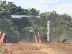 Rimau Group Turut Serta Meriahkan Grass Track Dengan Memberikan Bantuan 1 Unit Sepeda Motor