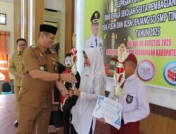 Bupati Aceh Tamiang Serahkan Hadiah Lomba OSN, O2SN Dan FL3SN