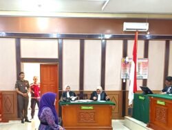 RATU NARKOBA NYONYA N DITUNTUT 10 TAHUN PENJARA DAN 39 ASET DIRAMPAS NEGARA