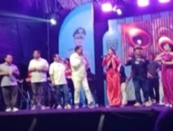 KSBT Guncang Panggung Utama Bartim Expo 2025 Dengan Artis Dangdut, Joget Bareng Pejabat Pemerintah