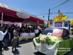 Ribuan Warga Padati Aluan – alun Kota Juang Bireuen, Saksikan Karnaval HUT RI ke-80 Tahun 2025
