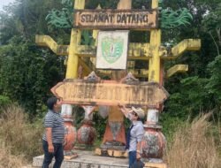 Reni Sugiarti Soroti Tinjau Tugu Perbatasan Desa Kambitin Minimnya Perhatian Pemkab Barito Timur
