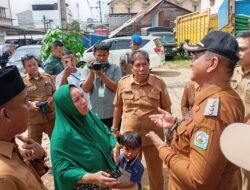 Bupati Armia Terima Keluhan Warganya Saat Gerakan Pangan Murah di Kampung Kota Lintang