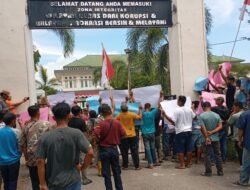 Kejaksaan Negeri Aceh Tamiang Didemo, Massa Minta Bubarkan PT. DJ