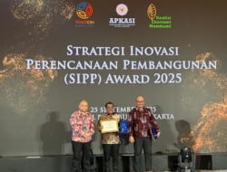 Wakil Bupati Aceh Tamiang Terima Penghargaan SIPP Award 2025