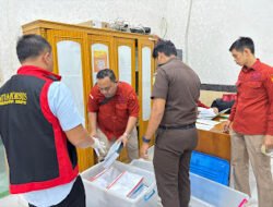 Penggeledahan di Kantor Dinas PUTR Kota Binjai oleh Kajari & Tim Penyidik.