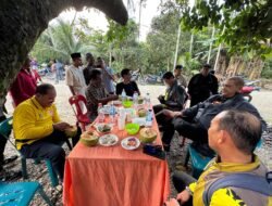 Sambangi Kampung Pematang Durian, Bupati Armia Sumbang 50 Juta Ke Masjid