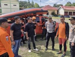 Tim Gabungan Polsek Muara Beliti Sigap Cek TKP Korban Diduga Jatuh ke Sungai Beliti.