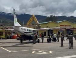 Tim KNKT Melakukan Investigasi Insiden Pesawat Smart Air di Bandara Tiom Lanny Jaya