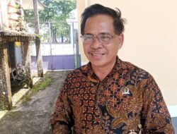Wakil Ketua II dan Anggota Dewan Barito Timur Meninjau Program Makan Bergizi Gratis di Tamiang Layang