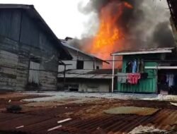 Akses Sempit Hambat Pemadaman, Tujuh Rumah di Balikpapan Barat Ludes Terbakar
