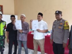 Dua Calon Datok Penghulu Kampung Paya Awe Cabut Nomor Urut