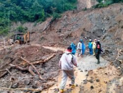 TNI AD Perkuat Penanganan Banjir, Longsor, dan Putusnya Jembatan di Tapanuli Tengah