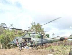 Yonif 122/TS dan Yonif 125/Si’mbisa Patroli Pendorongan Logistik Bencana Alam