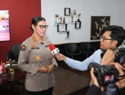 KABID HUMAS POLDA KEPRI TEGASKAN PERAN STRATEGIS POLRI KAWAL INVESTASI DI WILAYAH PERBATASAN MELALUI DIALOG BATAM TV*