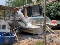 Dugaan Industri Galangan Kapal Fiber Ilegal di Tanjung Riau: “Dapur” Kapal Hantu Mafia Perbatasan?