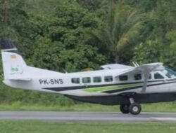 Pesawat Smart Air Ditembak OTK di Koroway Boven Digoel, Pilot dan Penumpang Lari ke Hutan