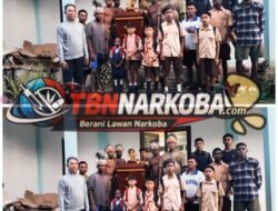 Tabernakel dari Kampung Nawaripi Papua Tengah Beri Sumbangan ke Kapela Santa Theresia di Piru Seram Barat.