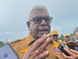 Data ASN Mimika Belum Lengkap di Aplikasi BKN, Bupati John Rettob: Mutasi dan Pelantikan Tertunda