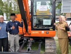 Pemkab Kotawaringin Barat Salurkan Bantuan Alsintan, Kepada Sejumlah Kelompok Tani