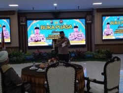 Buka Puasa Bersama Jurnalis, Polda Kaltim Tekankan Kolaborasi Informasi dan Kepedulian Sosial.