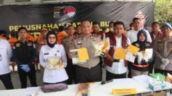 Press Rilis Polres Batu Bara Ungkap Kasus Narkoba dan Musnahkan 1.210,07 gram Narkotika.