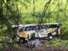 Bus Pariwisata dari BatuBara Membawa Rombongan Masuk Jurang di Desa Jangga Toba.