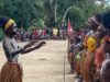 Antusiasme Tinggi Warnai Upacara Hardiknas di SD Naena Kekwa Bersama Satgas TMMD Kodim 1710/Mimika