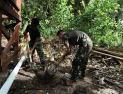 Satgas TMMD Laksanakan Penggalian Septik Tank MCK Umum untuk Warga RT 6 Kampung Keakwa